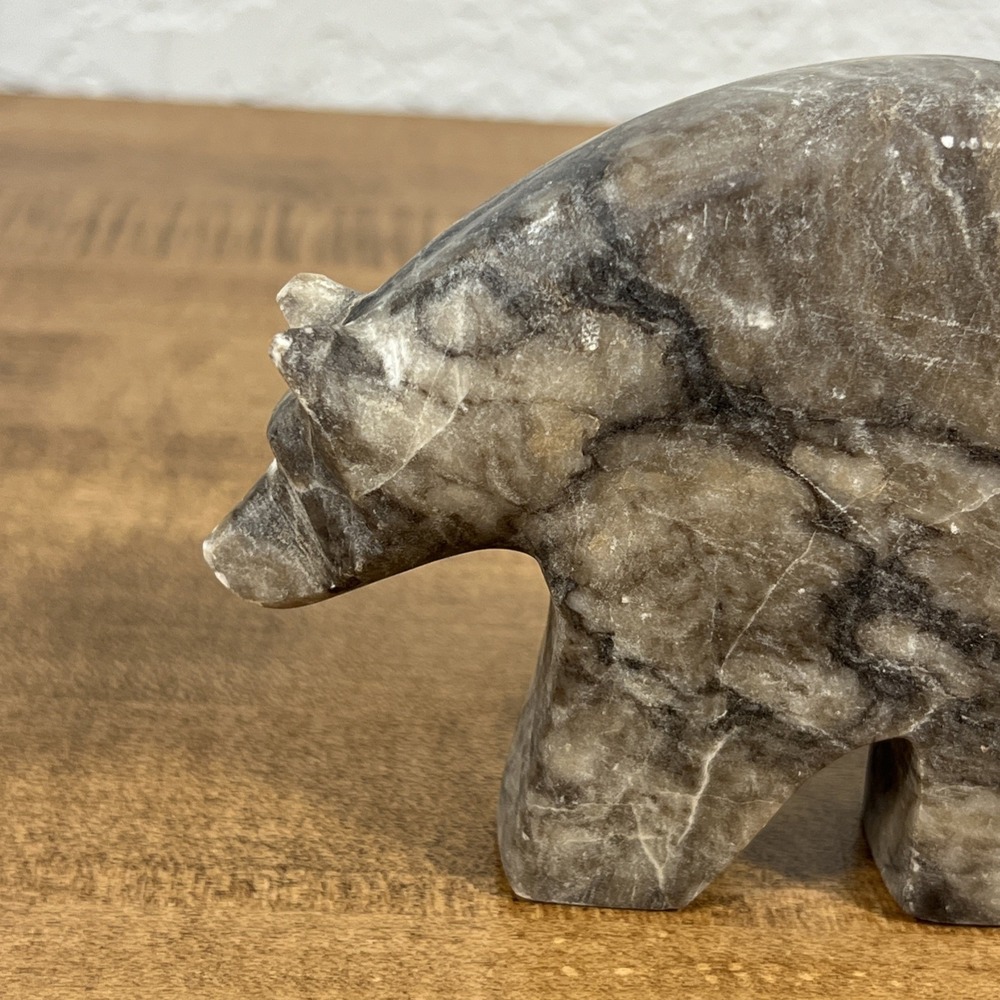 Marble Zuni Bear Fetish Marble Stone Figurine - Picture 2 of 12